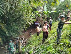 Sambut HUT Kodam II/Sriwijaya ke 77, Kodim 0428/Mukomuko Berkalaborasi Bersama Pramuka Gelar Karya Bakti