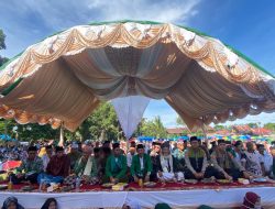 Kapolres Mukomuko dan Jajaran Berbaur Dalam Pengajian Akbar di Kecamatan Penarik
