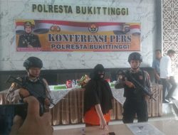 Perempuan Cantik Ditangkap Polresta Bukittinggi Pelaku Pengeroyokan