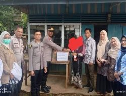 Pemkab dan Polres Dharmasraya Salurkan Bantuan Penanggulangan Stunting