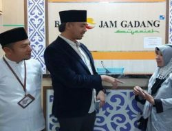 Wako Erman Apresiasi BPR Jam Gadang Kredit Nol