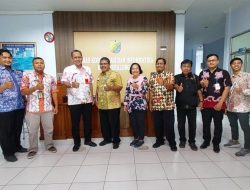 Kaji Terap Pengelolaan Media Komunikasi Publik, Dinkominfo Rembang Kunjungi Kota Batik