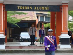 Kapolres Bantaeng Menjadi Pembina Upacara di SMA Negeri 4 Bantaeng