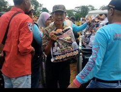 BFC Milangkala ke-10, Bagi-Bagi Bansos Untuk Warga Kecamatan Cipatat