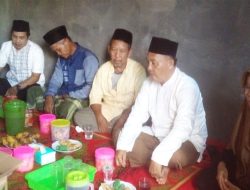 Camat bersama Ibu Ketua TP PKK Hadiri Pengajian di Kampung Gedung Jaya