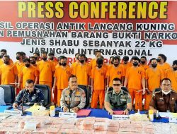 Wakapolda Riau Brigjen Rahmadi Pimpin Pemusnahan Narkoba Jenis Sabu Jaringan Internasional