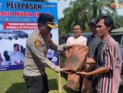 Kapolres Mukomuko Lepas Keberangkatan Mudik Lebaran Dengan Armada Ongkos Gratis