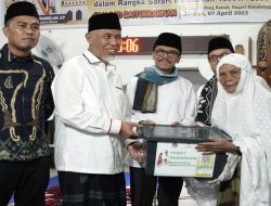 Ini Ajakan Gubernur Mahyeldi saat Safari Ramadhan di Masjid Baiturrahman, Simalanggang