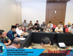 Bupati Tanjabbar Pimpin Rapat Fasilitasi Penanganan Konflik Lahan Dari Tiga Desa