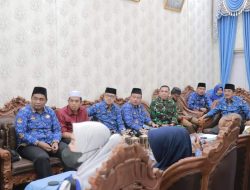 Anwar Sadat Mengikuti Roadshow Daring Bersama Menko PMK di Rumdis Bupati