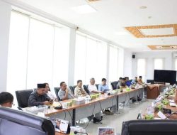 Rapat Gabungan Komisi DPRD Kabupaten Dharmasraya Bersama Pemerintah Daerah