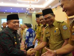 Gubernur Jambi Al Haris: Sampaikan Perkokoh Peran Camat di Masyarakat