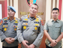 Kapolda Riau Bertindak Tegas : Kompol P Bersama 7 Anggota Brimob Dipatsuskan Kaitan Dengang Curhatan Bripka Andry Di Medsos