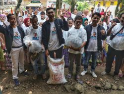 Silaturahmi ke Nelayan Waduk Jatiluhur, KNP Jabar Terus Galang Dukungan Untuk Ganjar Presiden 2024