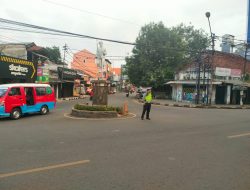 Beri Kenyamanan Pengguna Jalan, Satlantas Polres Purwakarta Rutin Lakukan Pengaturan Lalulintas