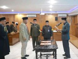 Bupati Anwar Sadat Lantik Direktur PDAM Kualatungkal
