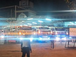Polres Purwakarta Lakukan Pengamanan dan Pengawalan Kepulangan Jemah Haji Kloter 48