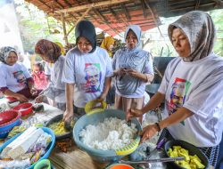 Gardu Ganjar Meriahkan Tradisi Ngabubur Suro Bersama Warga di Pandeglang Banten