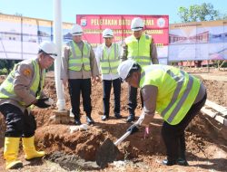 Kapolda Sulsel Letakkan Batu Pertama Pembangunan Masjid Syuhada Mapolda Sulsel