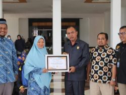 Pelajar SMP IT Al Bina Koto Baru Kunjungi Sekretariat DPRD Kabupaten Dharmasraya
