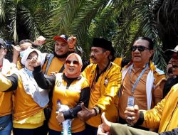 Ribuan Kader Hanura DKI Jakarta Kawal Pasangan Capres-cawapres Ganjar Mahfud Mendaftarkan di KPU RI