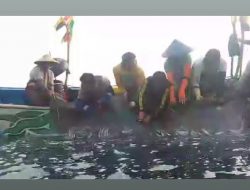 Nelayan PIMM Bongkar Isi Laut