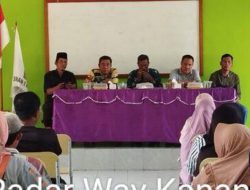 Camat Negeri Agung Menghadiri Rapat Pemilihan Ketua Komite Baru di SMAN 01  