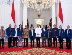 Presiden Jokowi Terima Pengurus PWI Pusat di Istana Merdeka