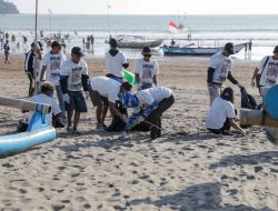 Rangkul Kaum Milenial dan Gen Z, Ganjartivity Gelar Bersih-Bersih Pantai Pangandaran