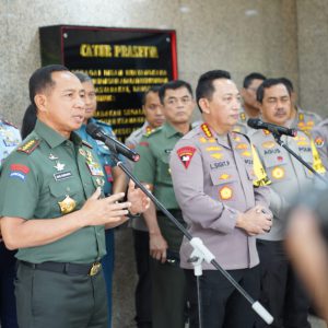Kunjungi Mabes Polri, Panglima TNI Perkuat Sinergi TNI-Polri