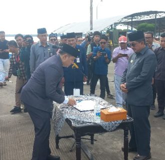Resmi, Bupati Anwar Sadat Lantik 9 Pejabat Eselon II Lingkup Tanjabbar