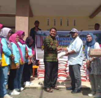 PTPN IV Regional 4, Bantu Korban Banjir di Kabupaten Pangkalan Lima Puluh Kota