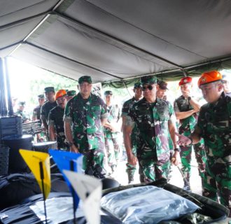Panglima TNI Cek Kesiapan Pasukan Elite Baret Jingga Sat Bravo 90