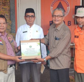 Bantu Korban Banjir di Batanghari, PTPN IV Regional 4 Berikan 169 Dus Teh