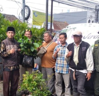 Perhutani Bantu Distribusikan 18.000 Bibit Program Penanaman Serentak Bersama Dishut Jabar di Wilayah Bandung Utara