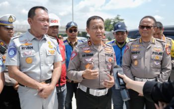 Lanjutkan Survei Kesiapan Operasi Ketupat 2024, Kakorlantas Tinjau Tol Fungsional Solo – Yogyakarta