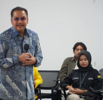 Denny JA: Lacak Jejak Digital Lembaga Survey Itu