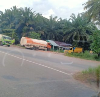 Diduga Gudang CPO Beroperasi di Sekitar Jalan Lingkar Titian Aka Batang Anai, Padangpariaman