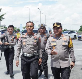 Lanjutkan Survei Kesiapan Operasi Ketupat 2024, Kakorlantas Cek Jalur Tol Semarang-Surabaya