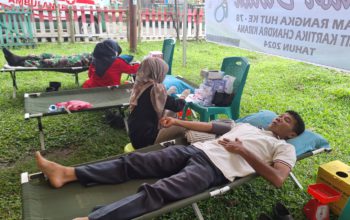 Bakti Sosial Donor Darah dan Penyuluhan Kesehatan Mendukung Pembangunan Non Fisik dalam TMMD ke-119 di Sijunjung