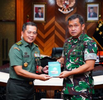 Kapuspen TNI Laksanakan Silaturahmi Kepada Kepala Staf TNI Angkatan Darat