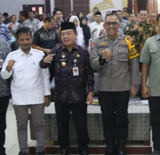 Dalam Rangka Menyukseskan Pemilu 2024, Gubernur Al Haris Pimpin Rapat Se – Provinsi Jambi