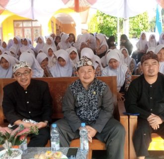 SMPN 3 Kota Sukabumi Menggelar Pekan Kreasi Seni Netrisi