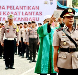 Pelantikan Kompol Alvin Agung Wibawa sebagai Kasat Lantas Polresta Pekanbaru