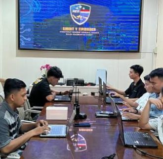 Subsatgas Siber Operasi Pekat Kapuas Patroli Dunia Maya