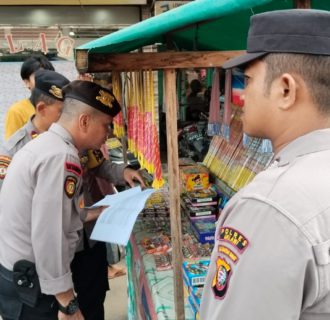 Polres Melawi Tindak Pelaku Penjual Petasan Tanpa Ijin