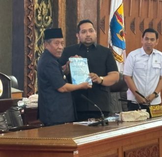 Fraksi DPRD Provinsi Jambi Paparkan Catatan Terkait  Pandangan Umum LKPJ Gubernur Jambi Tahun 2023