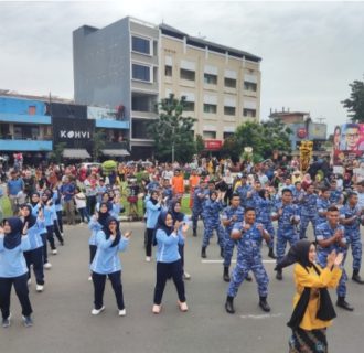 Memeriahkan Belitung Chinese Internasional Festival Prajurit Laskar Pelangi TNI AU Lanud H AS Hanandjoeddin Ikuti Tarian Masal