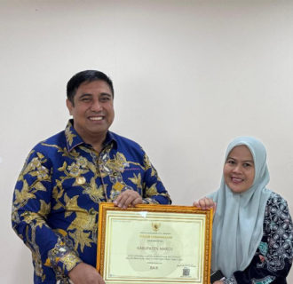 Bupati Maros Chaidir Syam Terima Penghargaan Nasional dalam Penerapan Sistem Merit