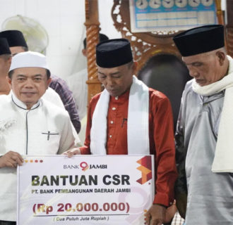 Gubernur Al Haris  Melaksanakan Safari Ramadhan Didesa Malapari Kabupaten Batang Hari Jambi